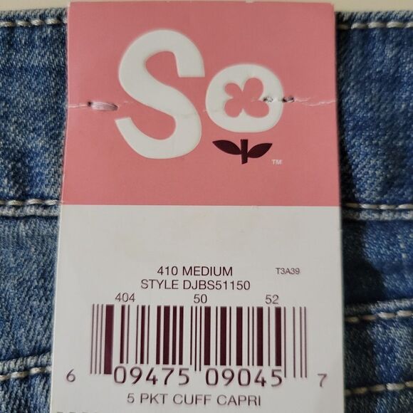 SO Women's Blue 5 Pocket Cuff Capri - Picture 10 of 11